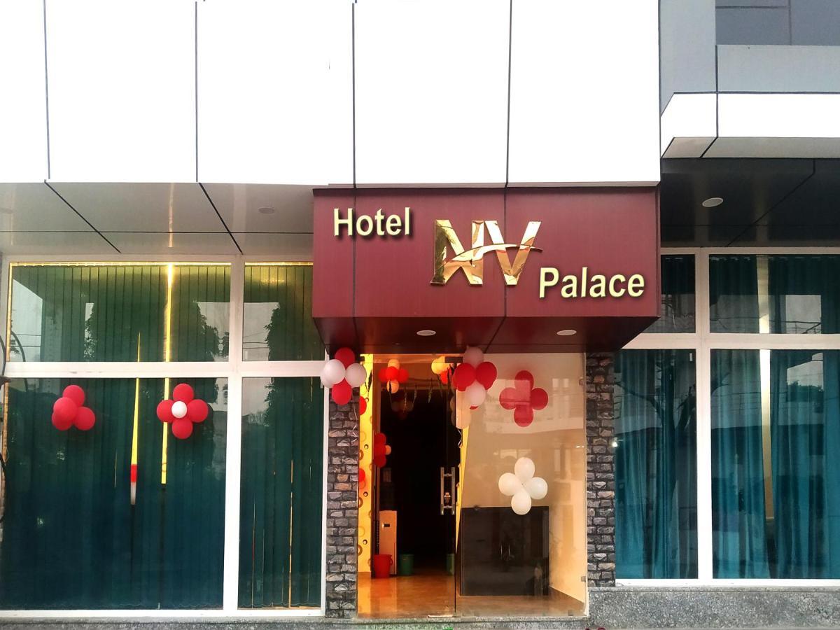 Nv宫殿酒店 Vrindāvan 外观 照片